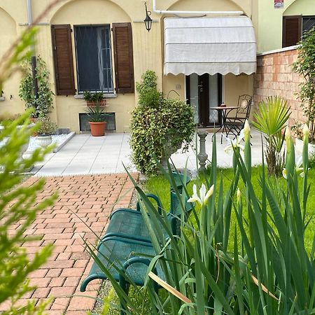 Savany B&Apartments Buscate Екстер'єр фото